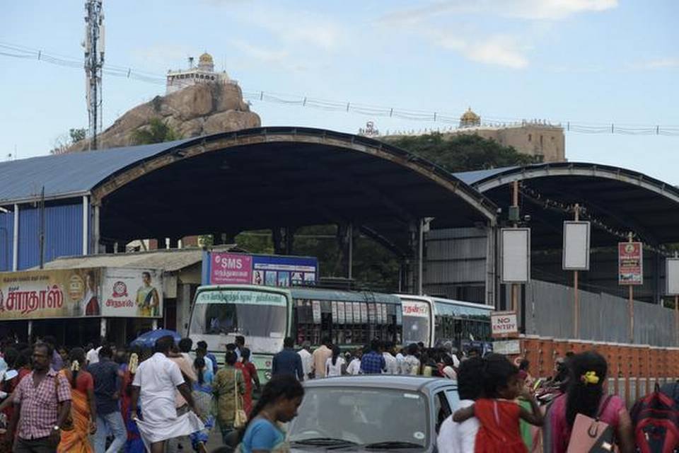 Remodelling of Chathiram Bus Stand in Tiruchi yet to begin